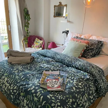 The Cottage, Ashfield Place Bristol